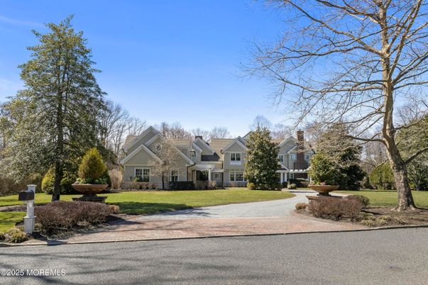 Exterior, Facade, Cape Cod