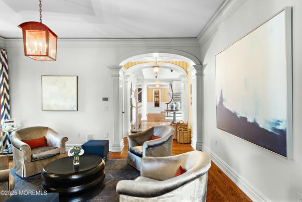 Interior, Living room, Pendant Lights, Wood Texture Flooring