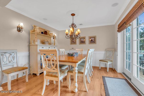 Chandelier, Dining room, Interior, Wood Texture Flooring