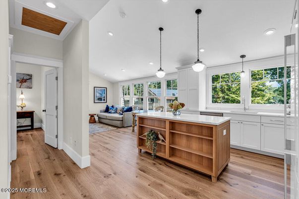 Interior, Kitchen, Living room, Pendant Lights, Recessed Lighting, Wood Texture Flooring