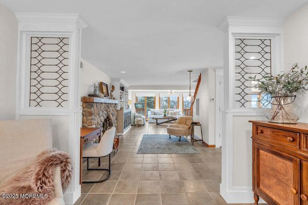 Fireplace, Interior, Recessed Lighting