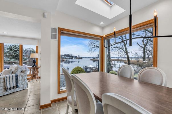 Dining room, Interior, Recessed Lighting, Water