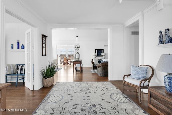 Chandelier, Dining room, Interior, Pendant Lights, Wood Texture Flooring
