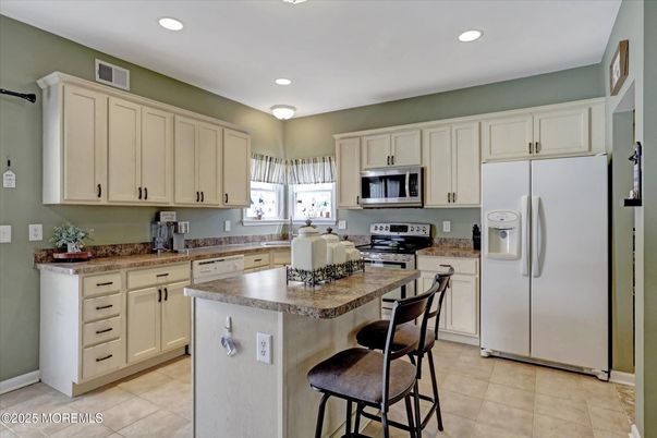 Interior, Kitchen, Recessed Lighting