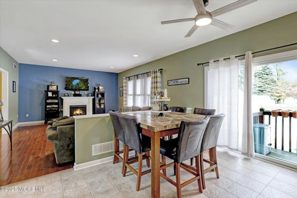 Dining room, Fireplace, Interior, Recessed Lighting, Wood Texture Flooring