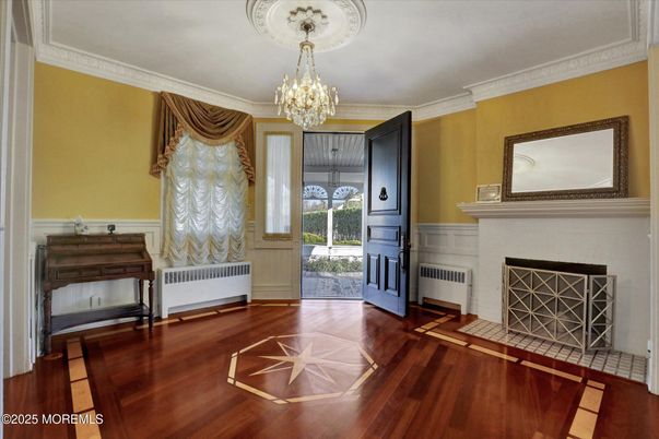 Chandelier, Fireplace, Interior, Wood Texture Flooring