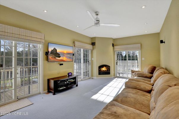Fireplace, Interior, Living room, Recessed Lighting