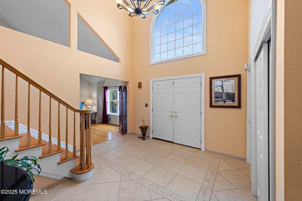 Chandelier, Interior, Wood Texture Flooring