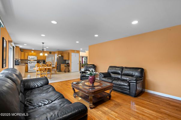 Dining room, Interior, Kitchen, Living room, Pendant Lights, Recessed Lighting, Stainless Steel Appliances, Wood Texture Flooring