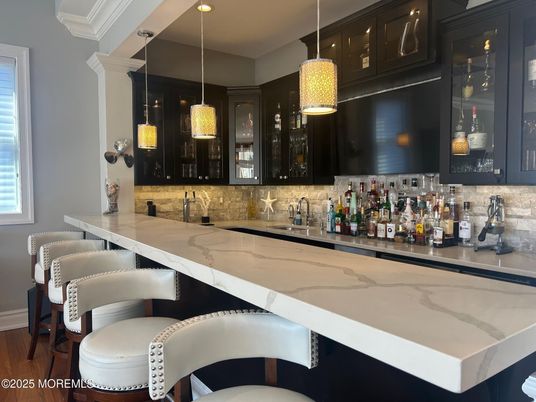 Interior, Pendant Lights, Wood Texture Flooring
