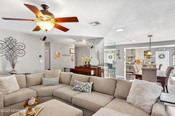 Dining room, Interior, Kitchen, Living room, Pendant Lights, Recessed Lighting, Stainless Steel Appliances