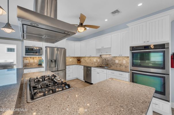 Interior, Kitchen, Pendant Lights, Recessed Lighting, Stainless Steel Appliances