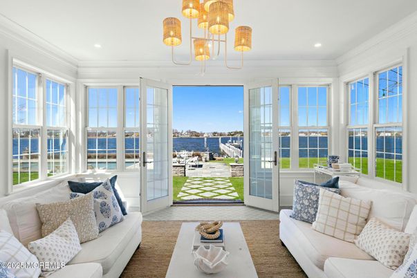 Chandelier, Interior, Living room, Recessed Lighting, Water