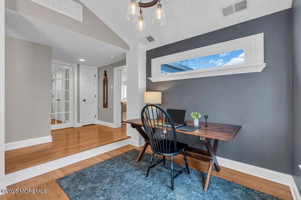 Home Office, Interior, Recessed Lighting, Wood Texture Flooring