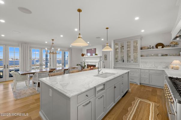 Dining room, Fireplace, Interior, Kitchen, Pendant Lights, Recessed Lighting, Wood Texture Flooring