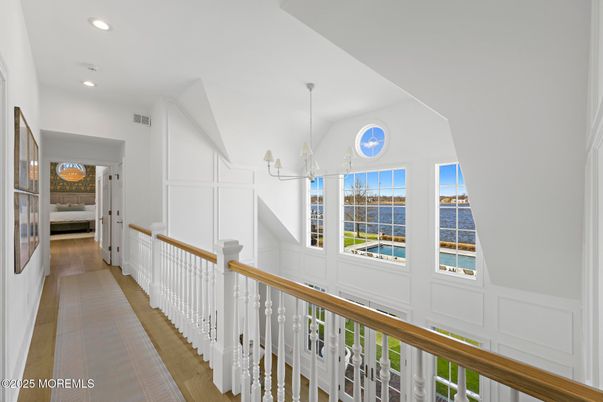 Interior, Pendant Lights, Recessed Lighting, Wood Texture Flooring