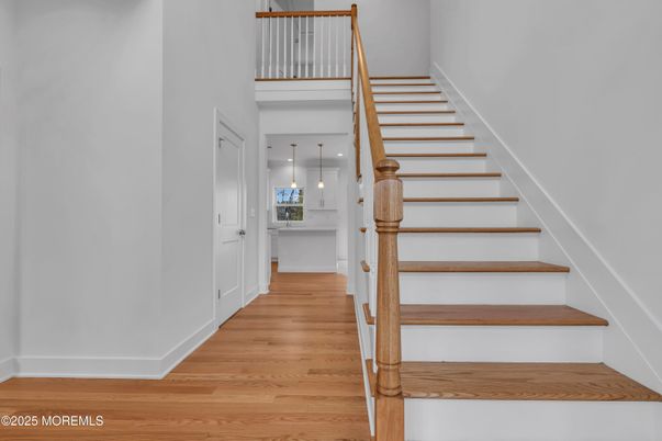 Interior, Pendant Lights, Recessed Lighting, Wood Texture Flooring