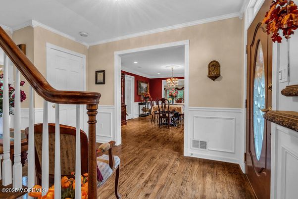 Chandelier, Dining room, Interior, Recessed Lighting, Wood Texture Flooring