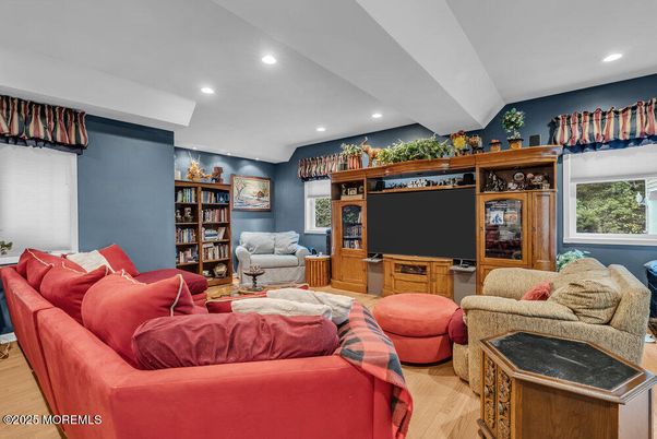 Interior, Living room, Recessed Lighting, Wood Texture Flooring