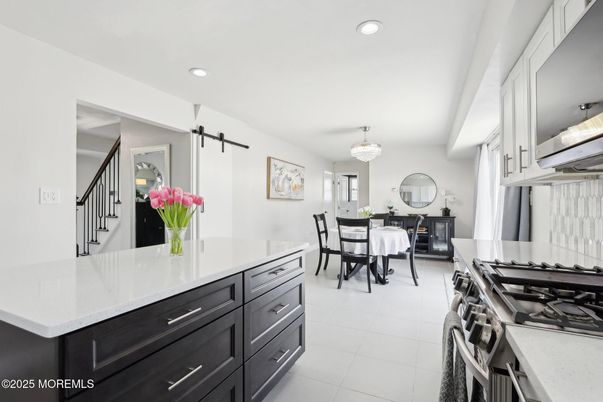 Chandelier, Dining room, Interior, Kitchen, Recessed Lighting