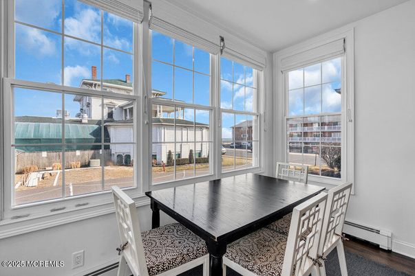 Dining room, Interior, Sun Room, Wood Texture Flooring