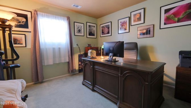 Home Office, Interior