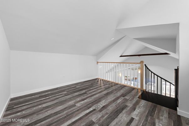 Empty room, Interior, Pendant Lights, Wood Texture Flooring