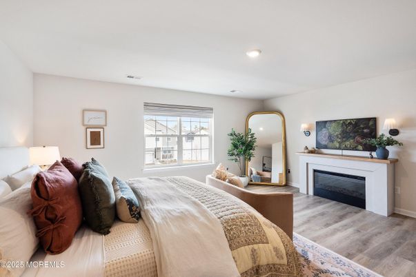 Bedroom, Fireplace, Interior, Recessed Lighting, Wood Texture Flooring