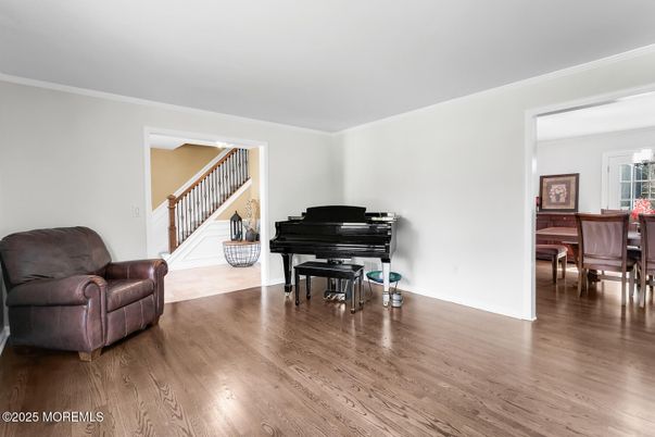 Dining room, Interior, Piano, Wood Texture Flooring