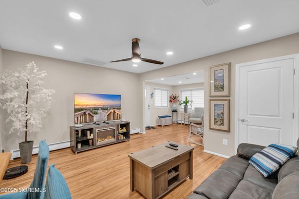 Interior, Living room, Recessed Lighting, Wood Texture Flooring