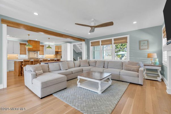 Interior, Kitchen, Living room, Pendant Lights, Recessed Lighting, Wood Texture Flooring