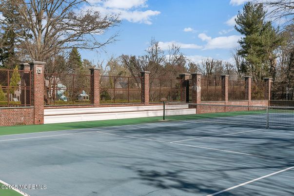 Exterior, Tennis Courts