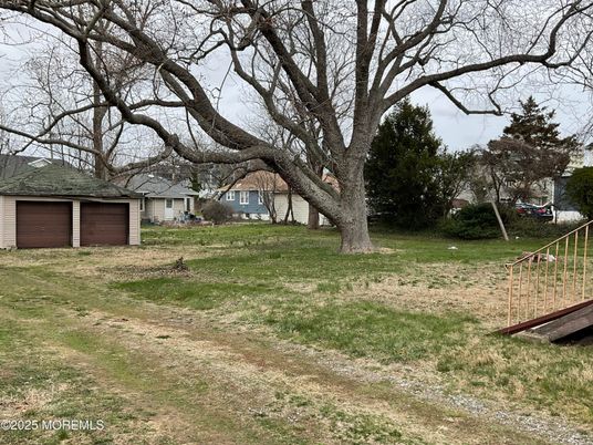 Backyard, Detached Garage, Exterior