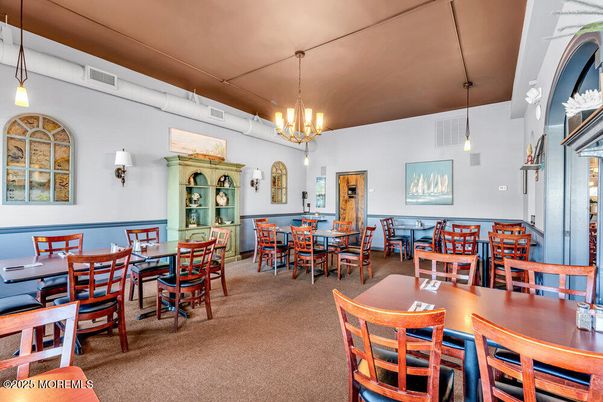 Dining room, Interior, Pendant Lights