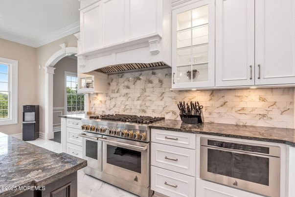 Interior, Kitchen, Stainless Steel Appliances