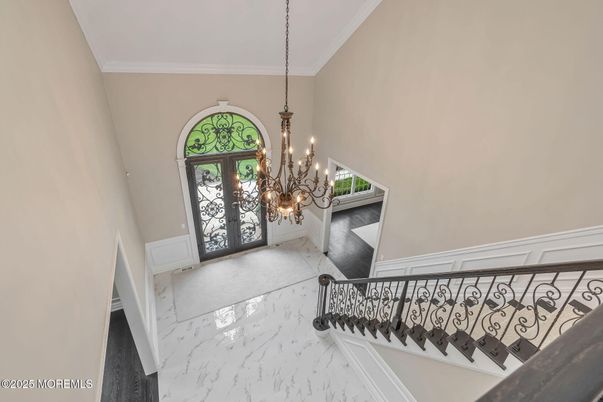 Chandelier, Interior, Marble