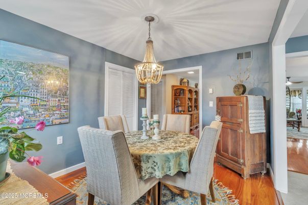 Chandelier, Dining room, Interior, Recessed Lighting, Wood Texture Flooring