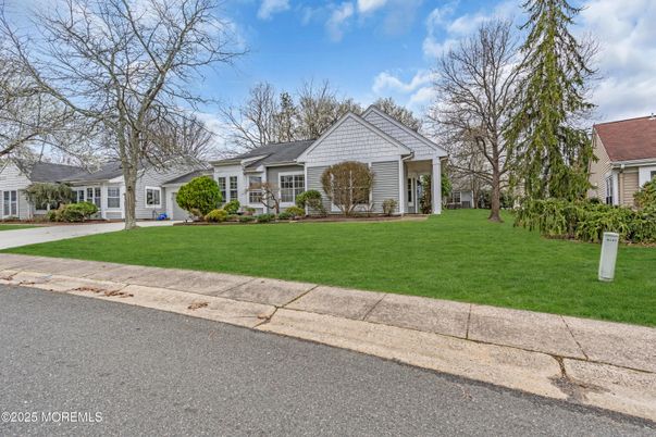 Backyard, Exterior, Facade, Cape Cod