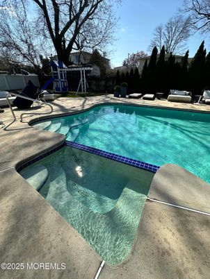 Exterior, Playground, Pool