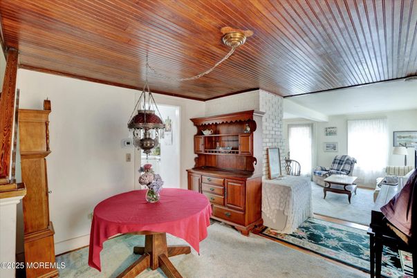 Interior, Living room, Pendant Lights, Stone Walls, Wooden Ceilings