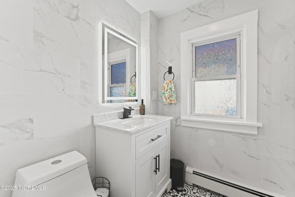 Bathroom, Interior, Marble Walls