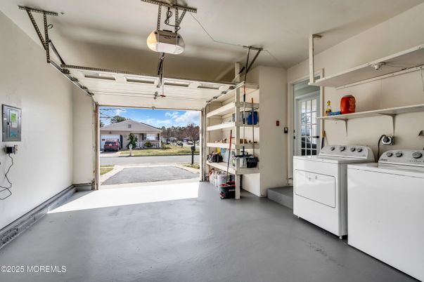 Garage, Interior, Washer