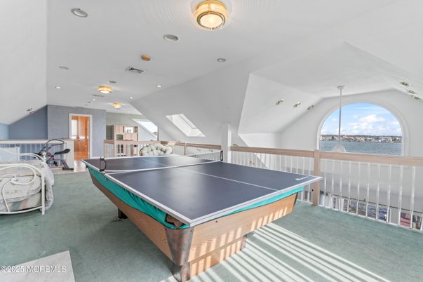 Game Room, Interior, Recessed Lighting