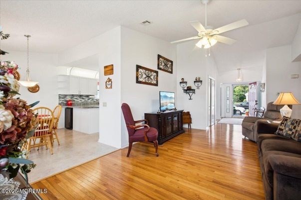 Dining room, Interior, Kitchen, Pendant Lights, Wood Texture Flooring
