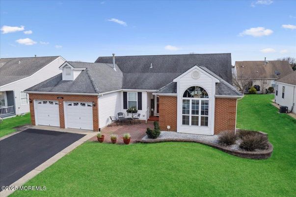 Attached, Exterior, Facade, Brick Facade, Cape Cod
