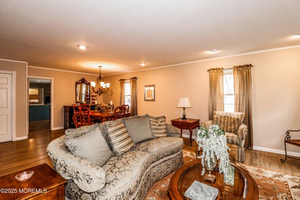 Chandelier, Dining room, Interior, Living room, Recessed Lighting, Wood Texture Flooring