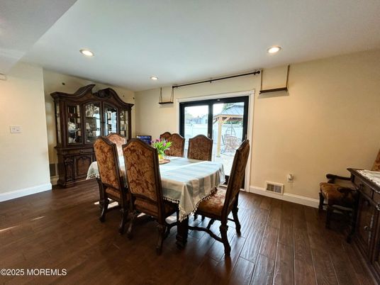 Dining room, Interior, Recessed Lighting, Wood Texture Flooring