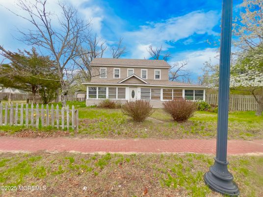 Backyard, Exterior, Facade, Georgian