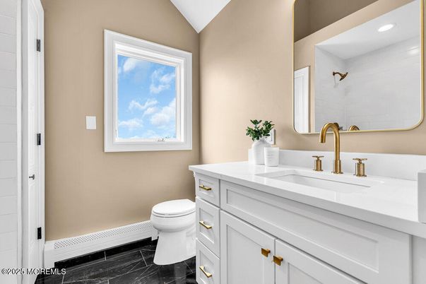 Bathroom, Interior, Marble, Recessed Lighting