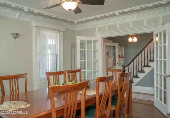 Dining room, Interior, Wood Texture Flooring